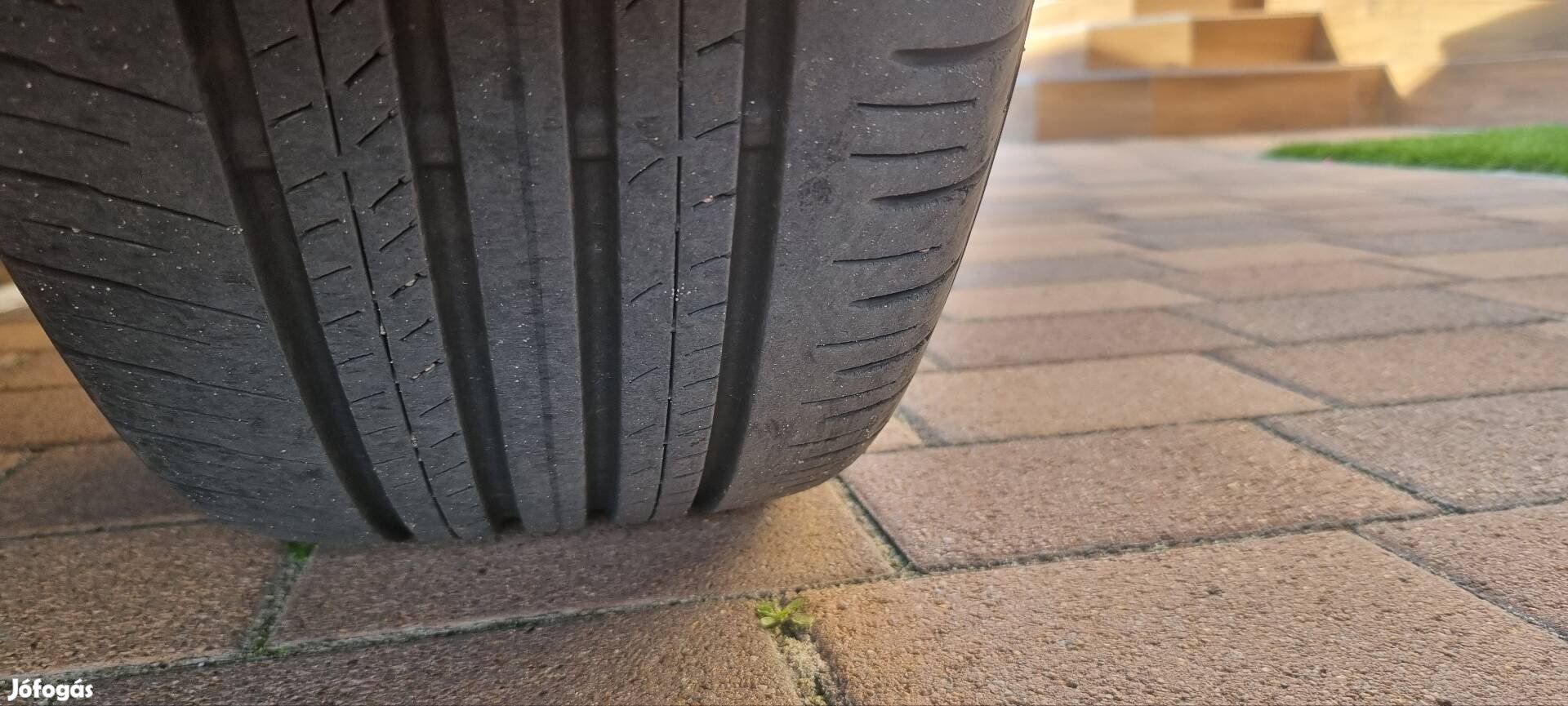 225 60 18 Dunlop nyári gumi
