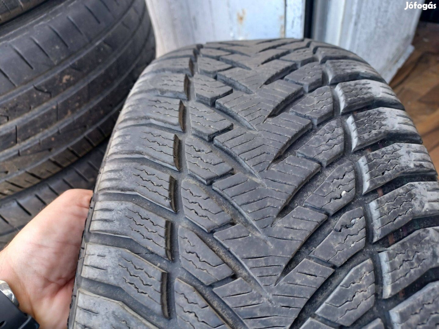 225/60 R16 téli gumik 4 db Good Year akciós