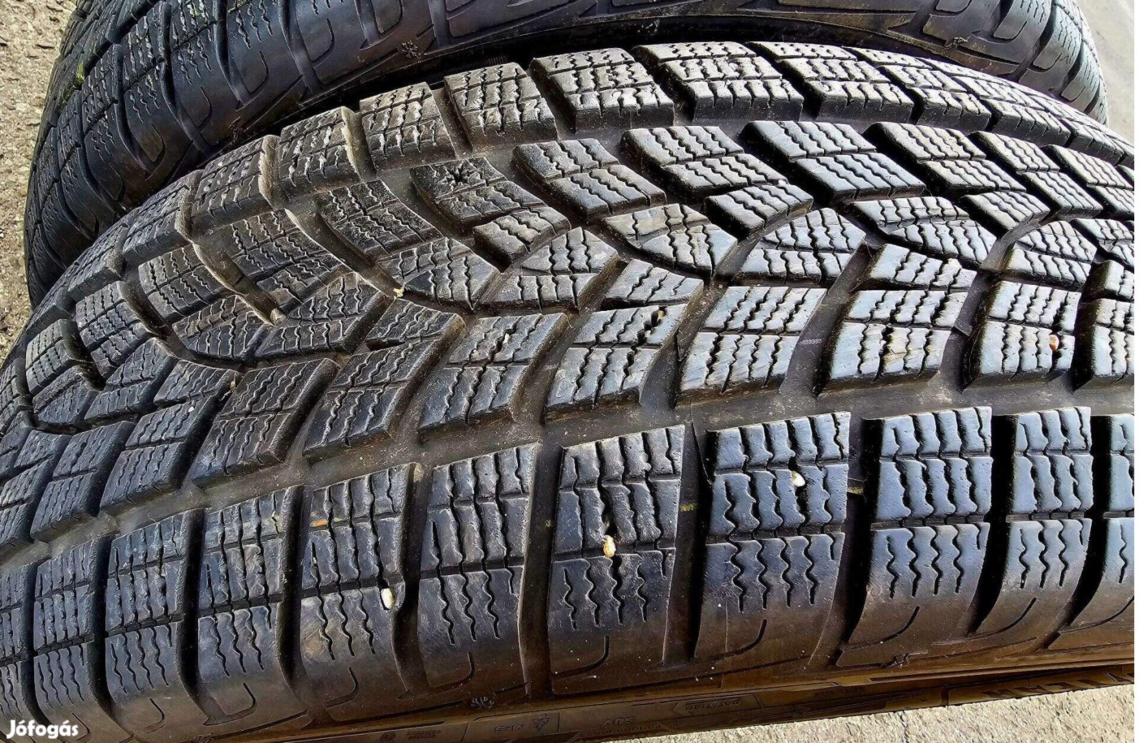 225/60 R18 104V XL - Goodyear Ultragrip SUV