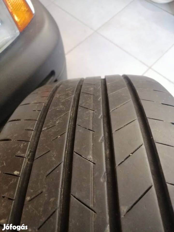 225/60 R18 Bridgestone Alenza nyári gumi csak 2 db van