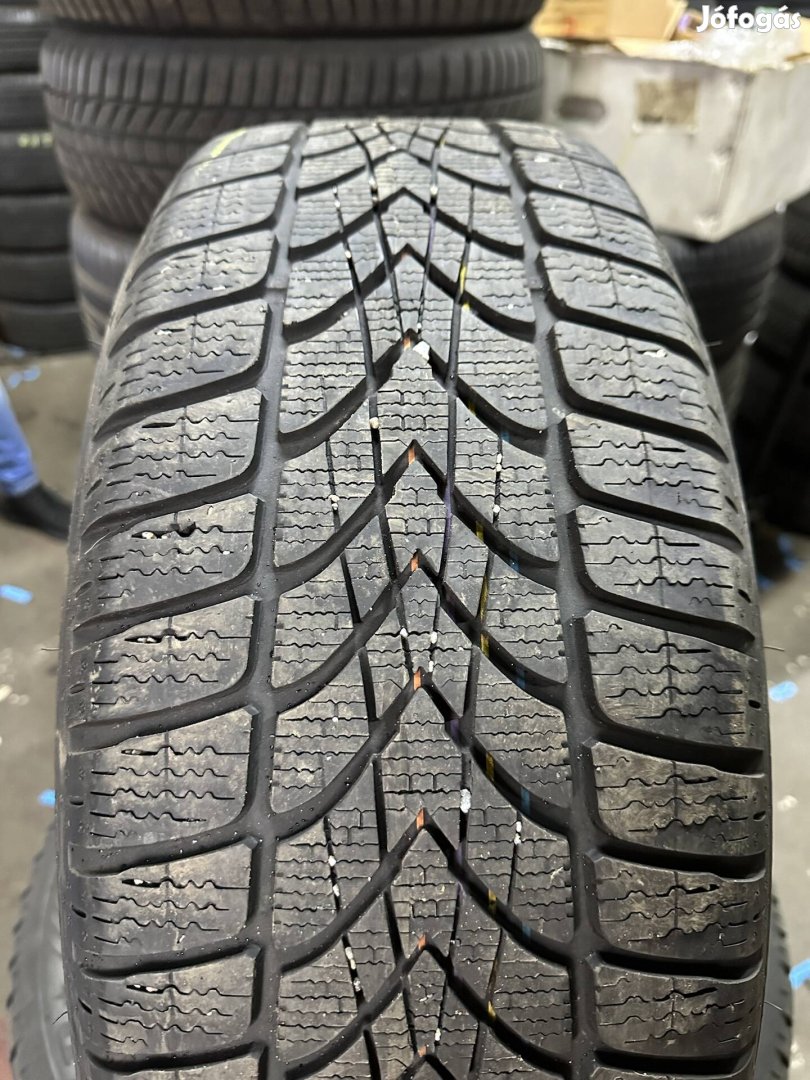 225/60r17 Dunlop téli gumi 225/60R17