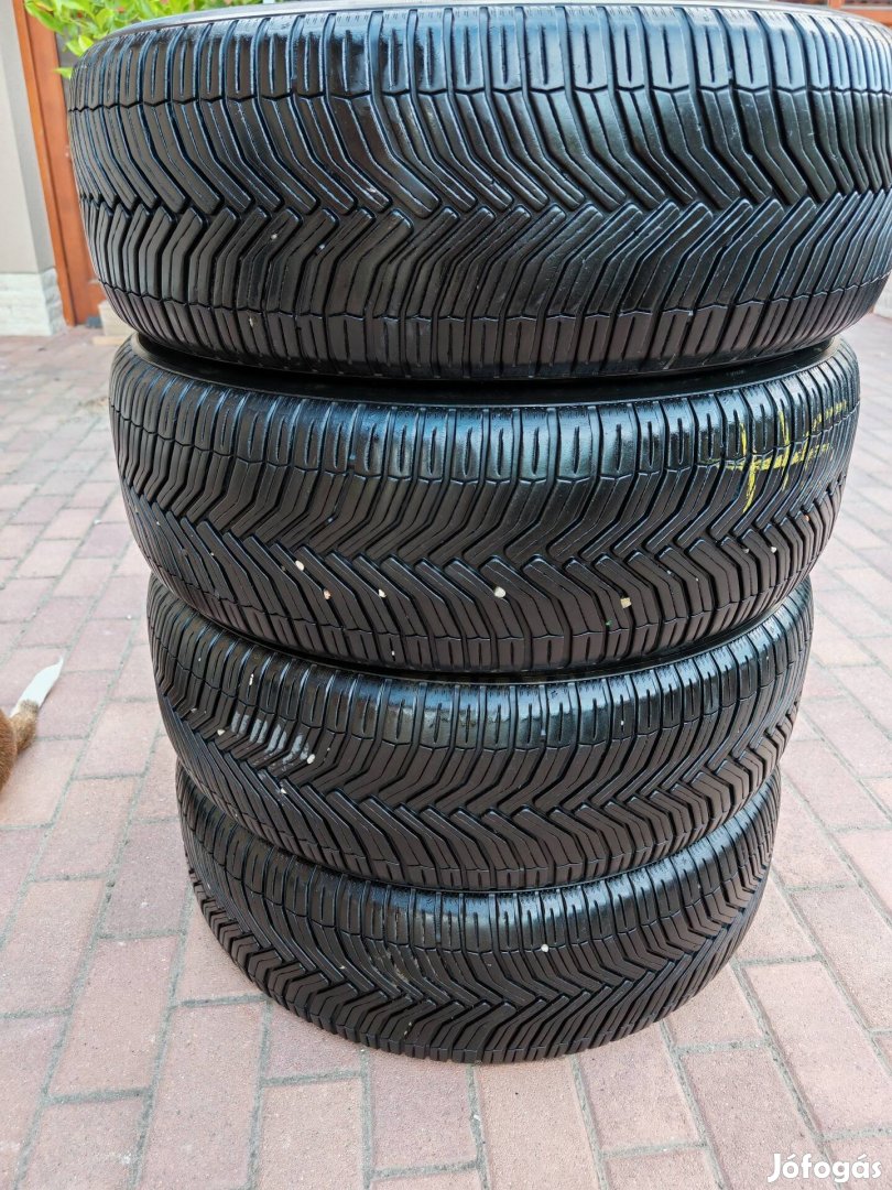 225/60r17 Michelin crossclimate 4évszakos gumi