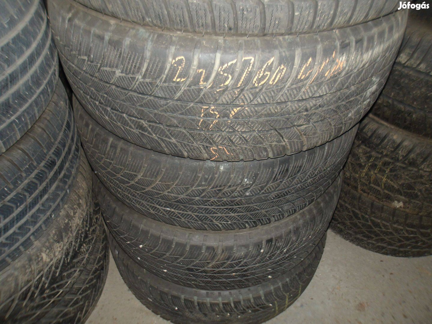 225/60r18 Bridgestone téli gumi ajándék szereléssel