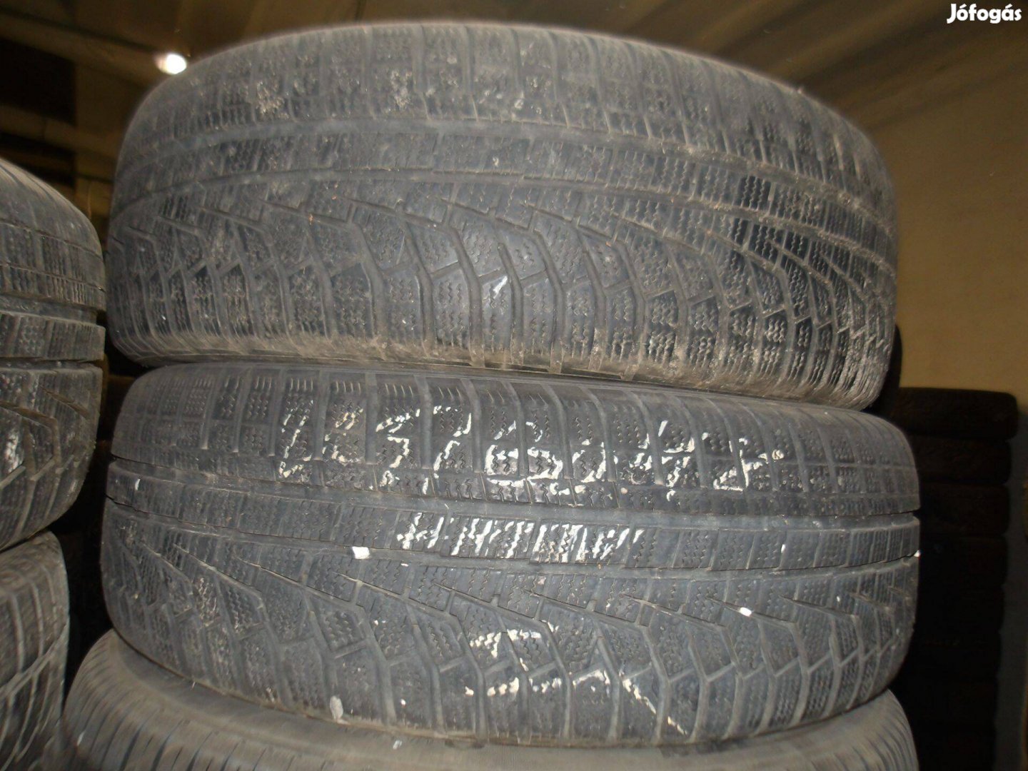 225/60r18 Hankook téli gumi ajándék szereléssel