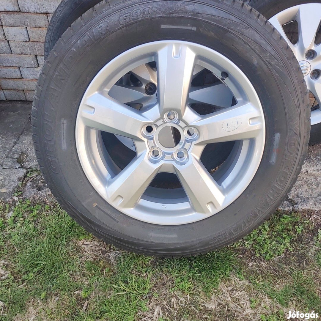 225/65R17 5X114,3 ET45 felni gumival