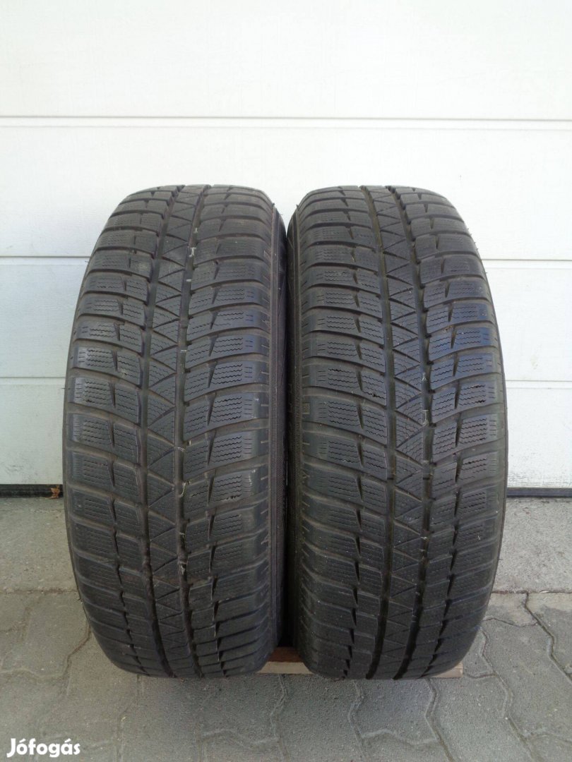 225/65R17 Falken téli gumi pár, 7.5mm-es mintával eladó