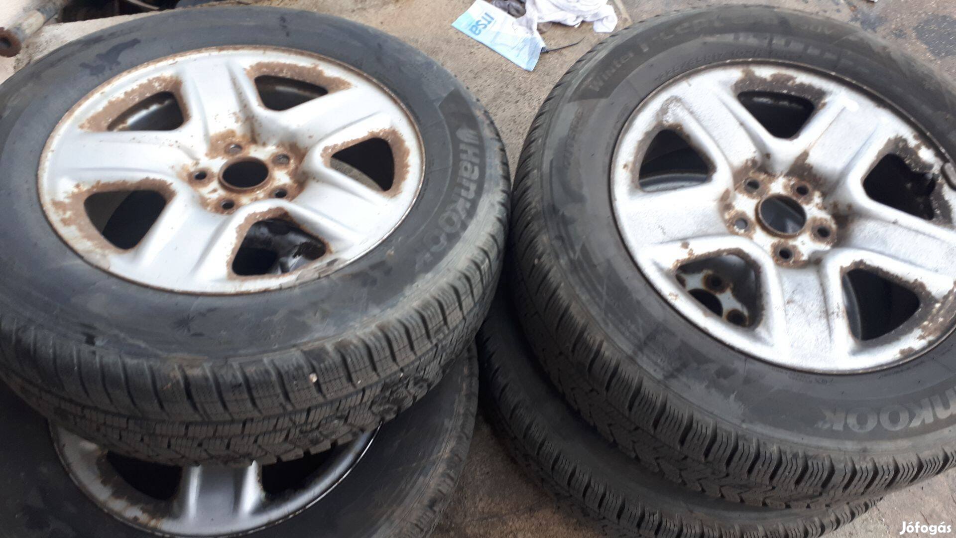 225/65R17 Hankook télikerék garnitúra Toyota, Grand Vitara felnivel