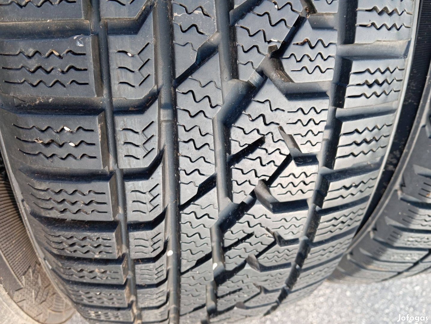 225/65R17 Kumho 90%-os téli gumi garnitúra Chrysler Voyager