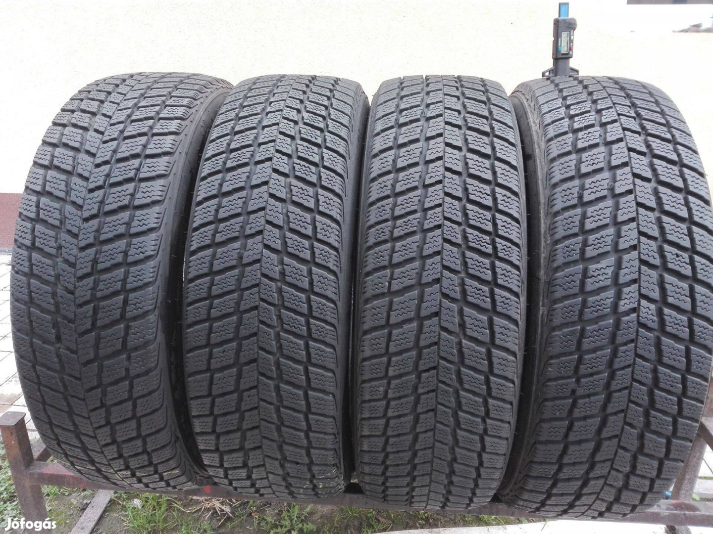 225/65R17 Nexen téli gumi garnitúra 225/65 r17