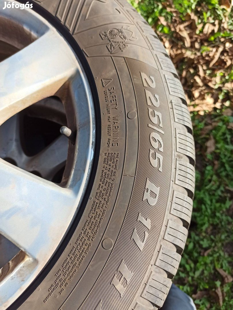 225/65 R17 téli gumi, felnikkel