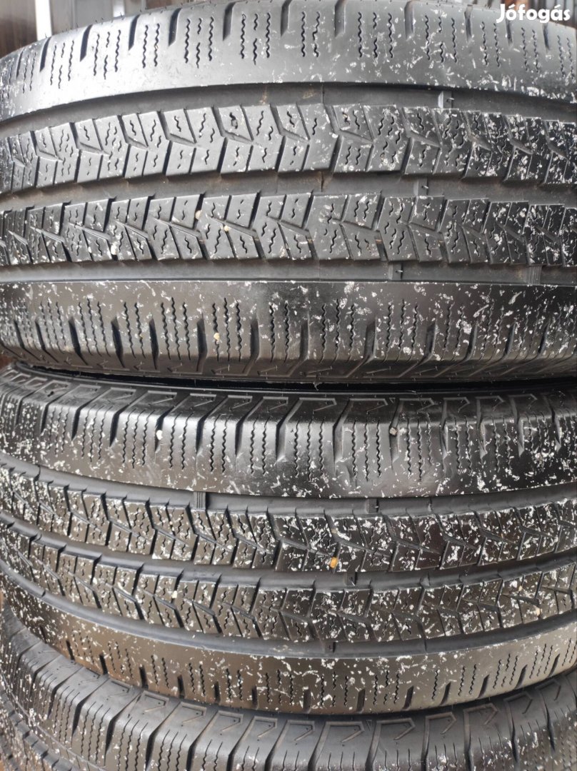 225 65 r16c kisteherautó téligumi eladó 