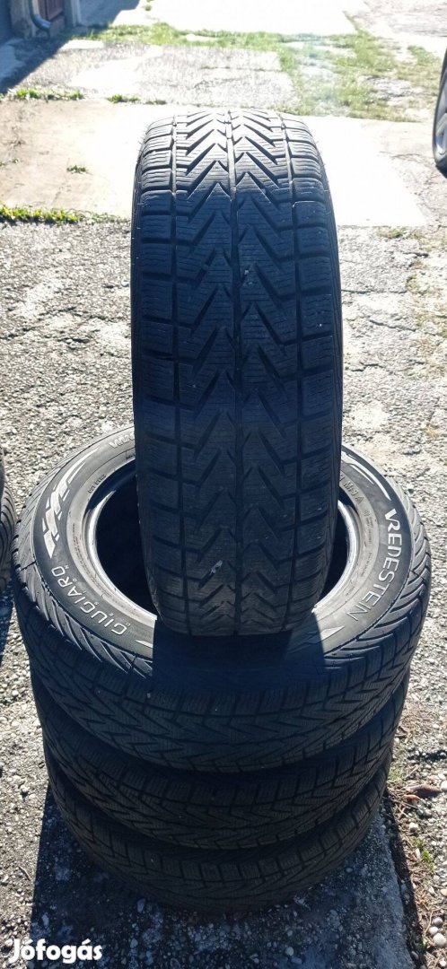 225/65 r17 2db Vredestein téli gumi eladó