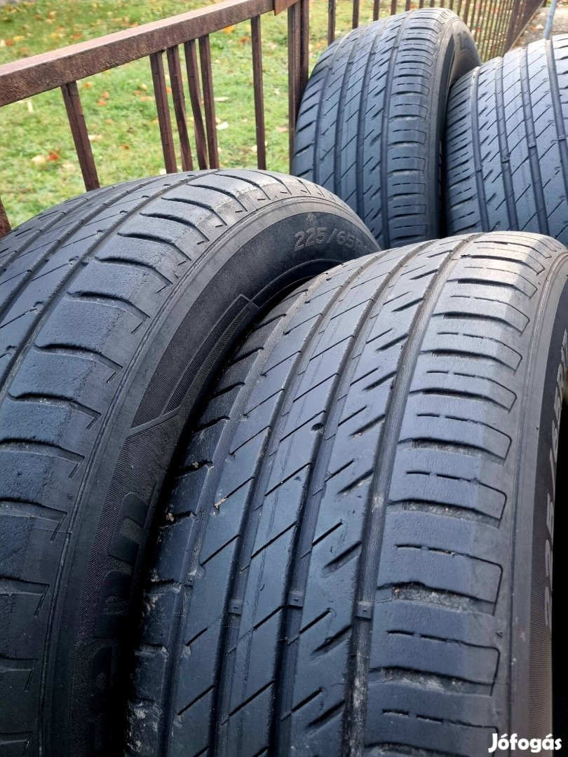 225/65 r17 laufenn nyári gumi