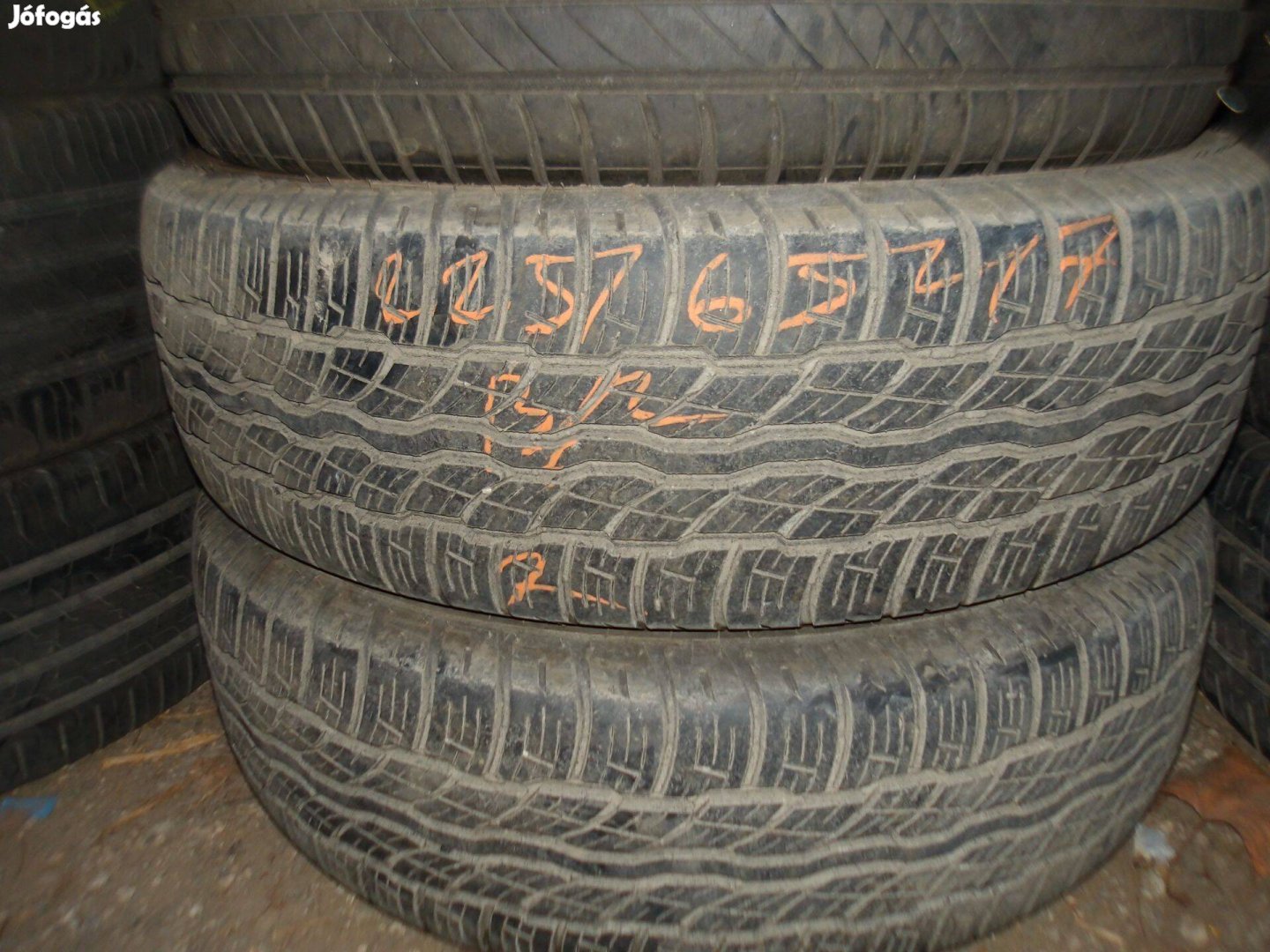 225/65r17 Bridgestone nyári gumi ajándék szereléssel