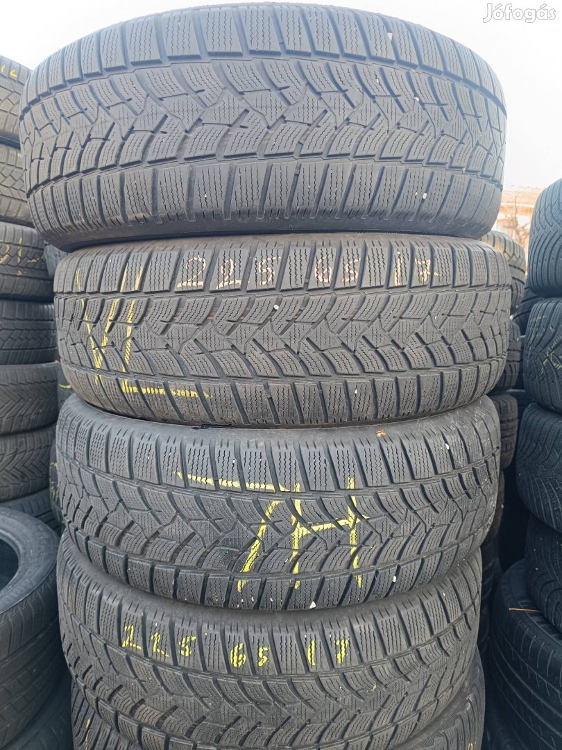 225/65r17 Dunlop téli gumi garnitúra 