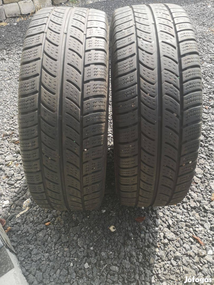 225/70R15C 2db téli Continental