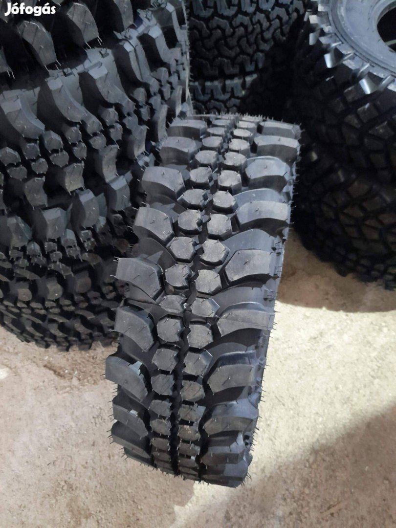 225/70R16 Simex mintás terepgumi