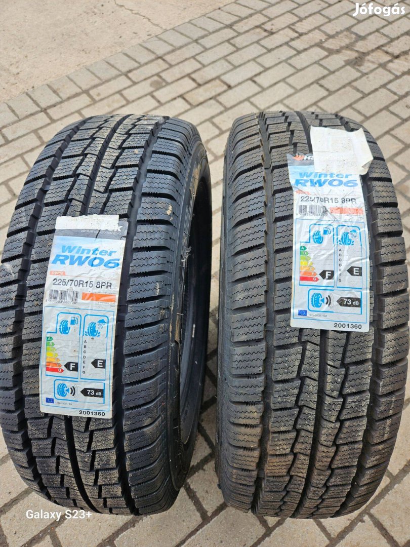 225/70/15c Hankook téli