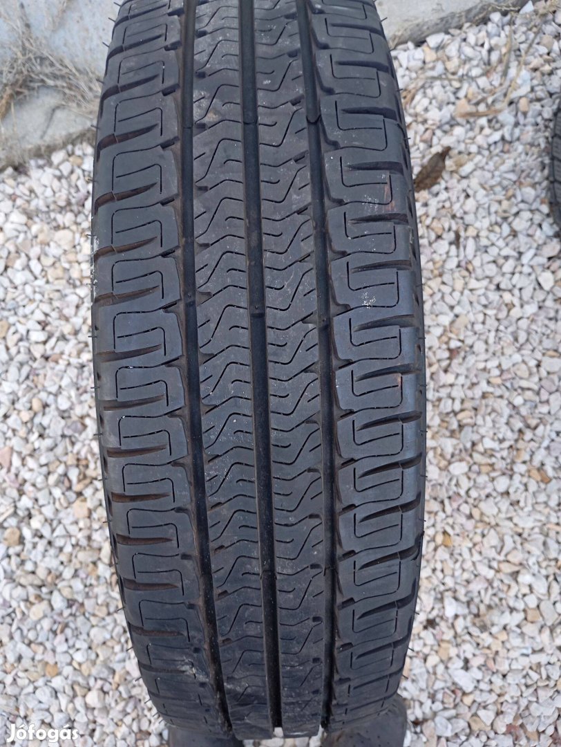 225/75R16C Michelin Agilis