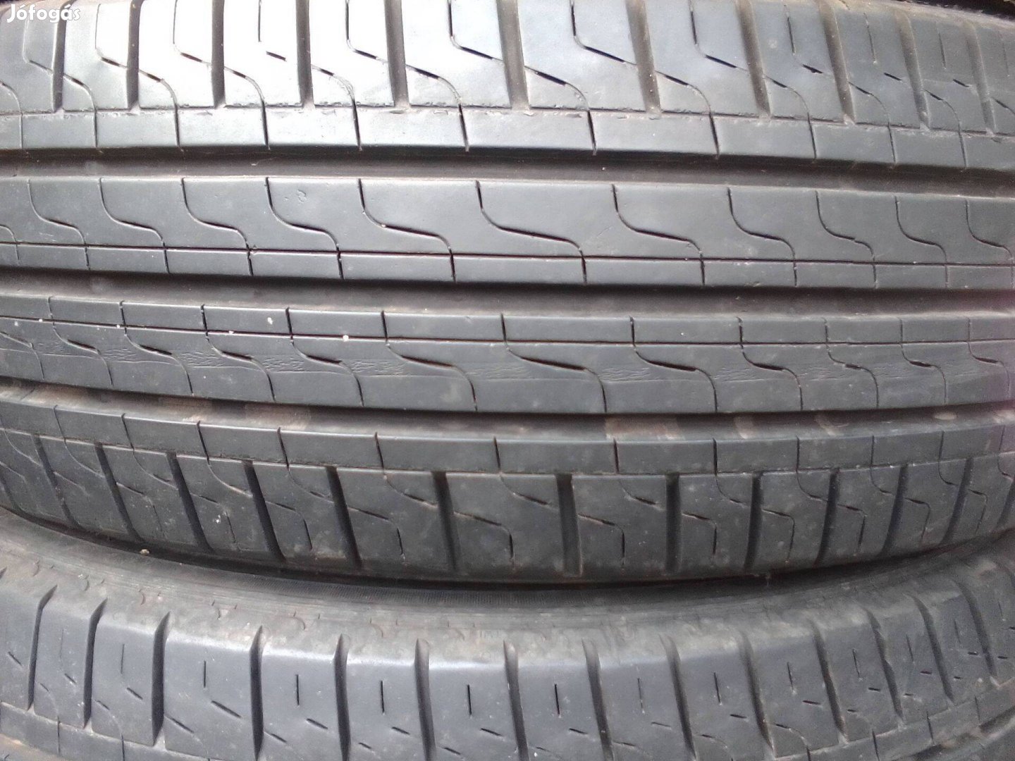225/75R16C Pirelli Carrier kisteher nyári gumi