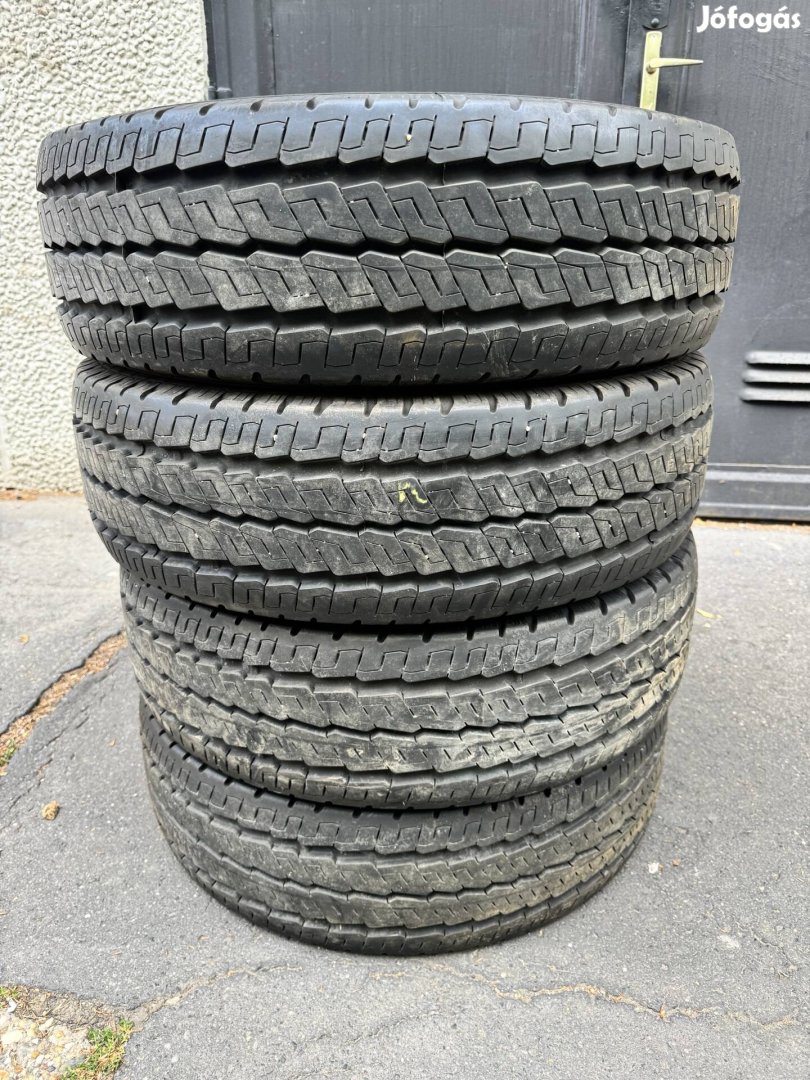 225/75 R16C Continental Vancocamper újszerű nyárigumi szett