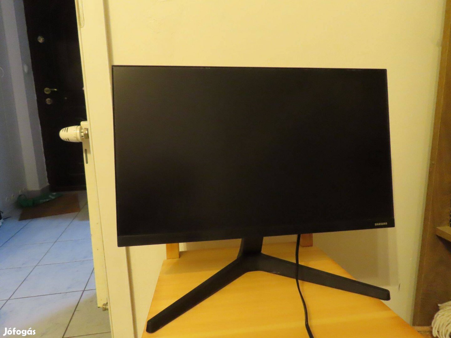 22" Samsung F22T350FHR LCD monitor fekete (LF22T350Fhrxen)