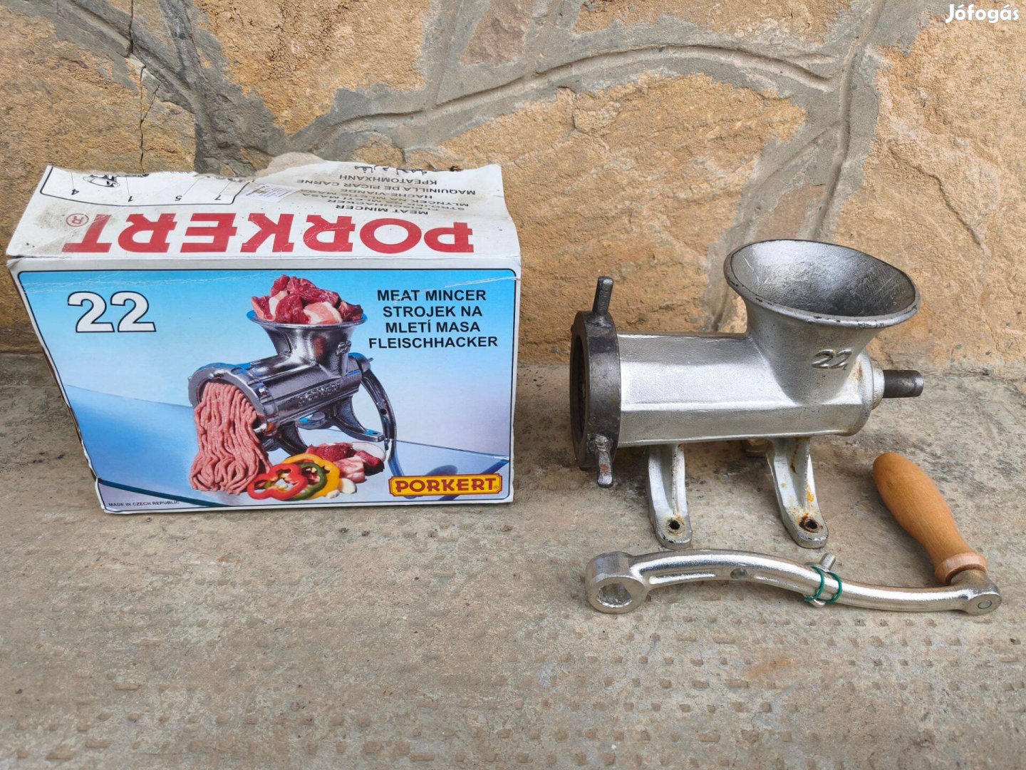 22 - es méretü hús daráló , újszerű állapotban