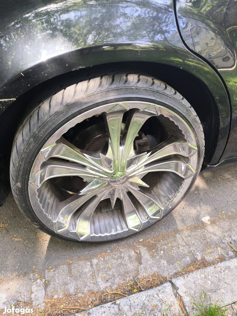 22" felni  Chrysler 