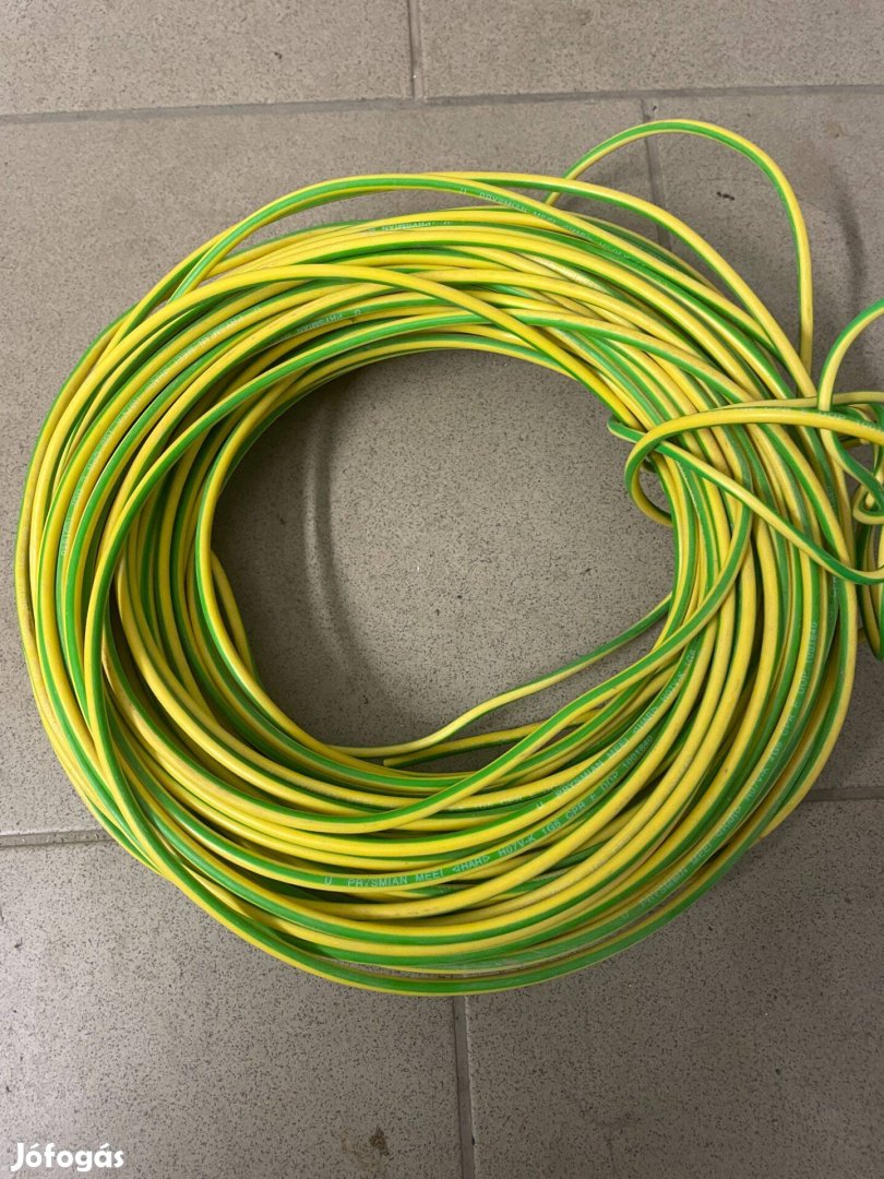22 db. Előkészített földelő kábel (HO7V-K vezetékkel)