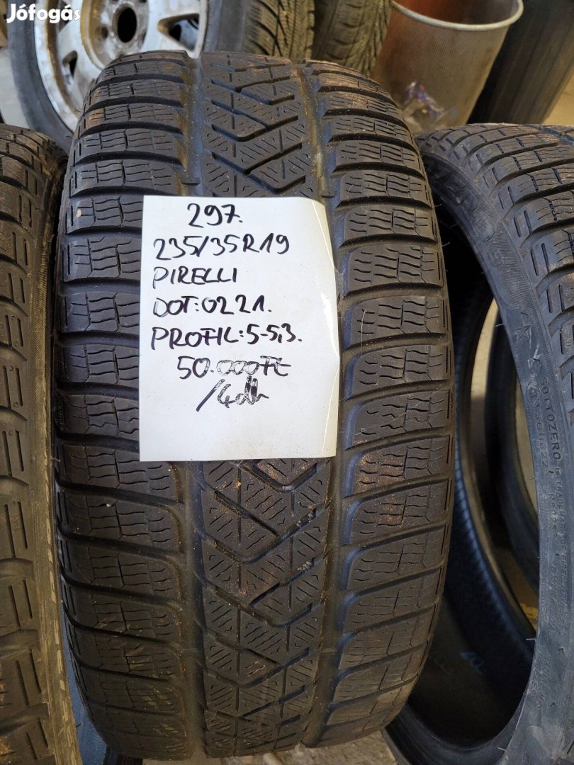 235/35R19 Pirelli téli gumik