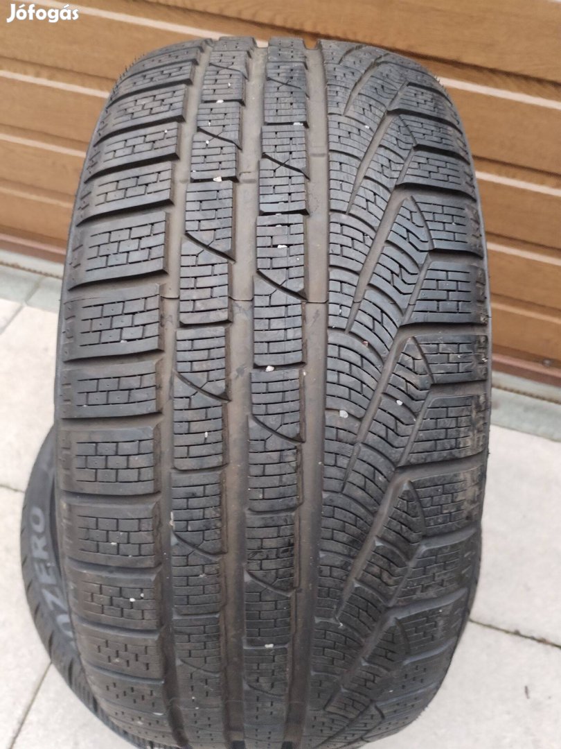 235 35 19 pirelli 235/35 R 19 téli gumi 2 db