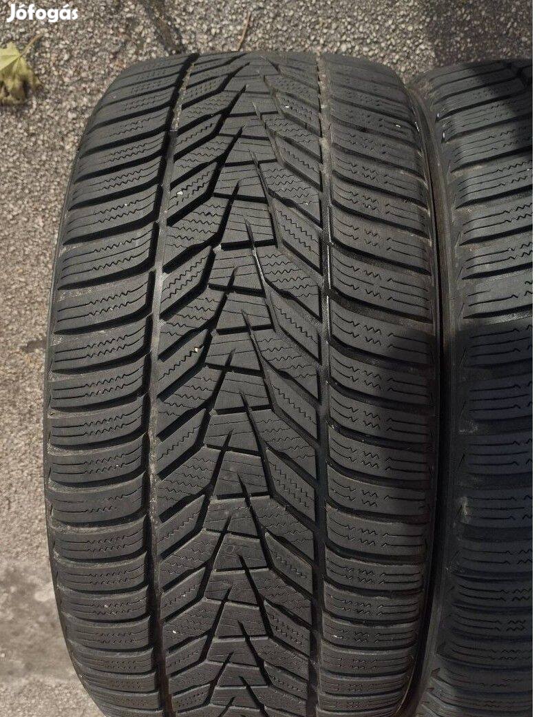 235/35 19 új Pirelli + Hankook téli gumi r19 "