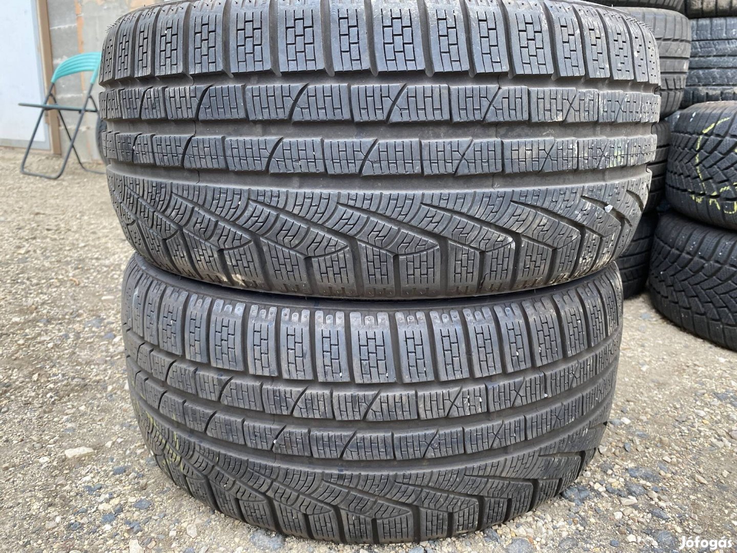 235/35 R19 2db téli gumi