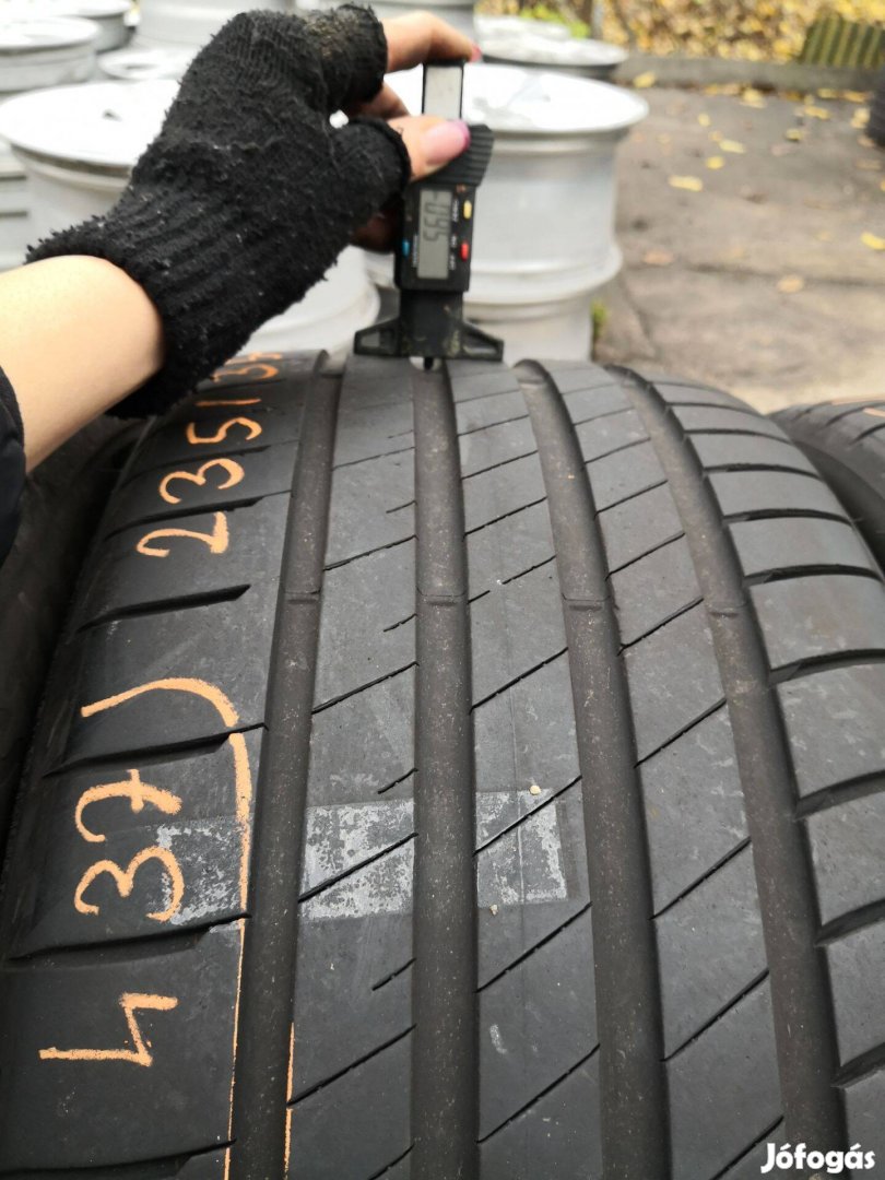 235/35 R19 Bridgestone nyári gumi 140000ft a 4db/437/