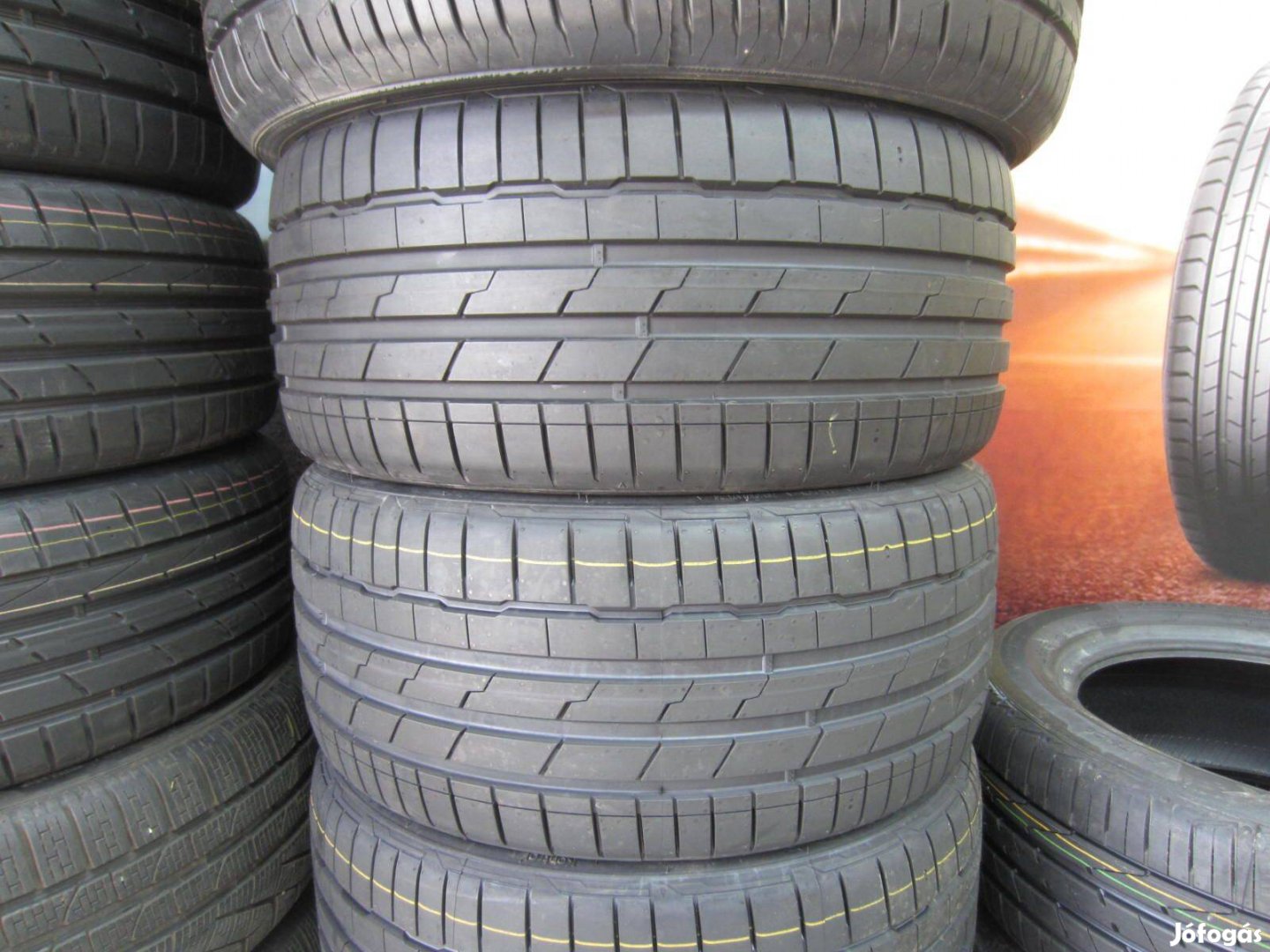235/35 R19 Hankook S1 Evo3 91Y