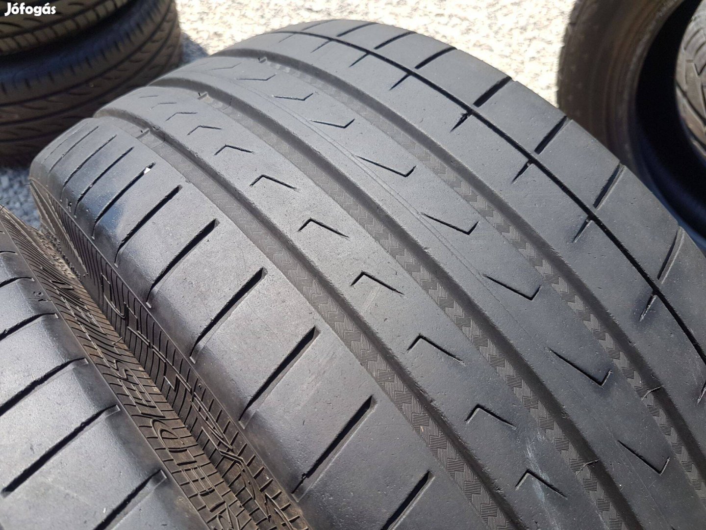 235/35 R19 nyári gumi 2db Vredestein DOT2018