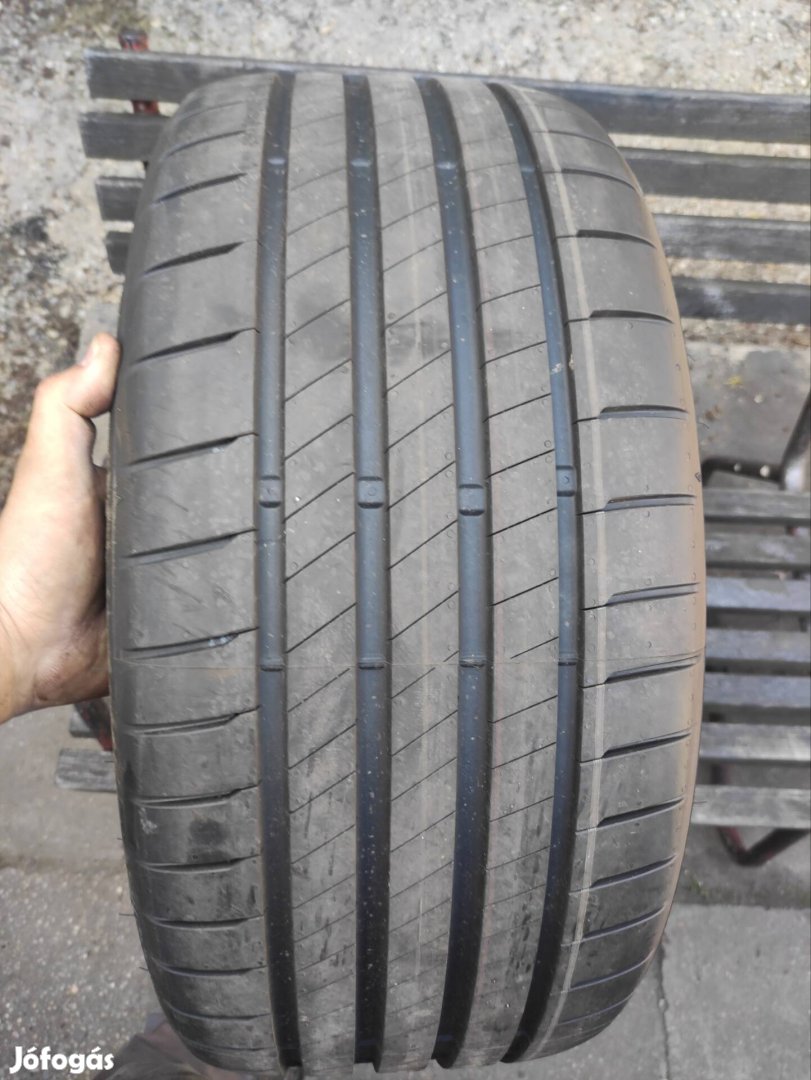 235/35r19 Bridgestone új demo