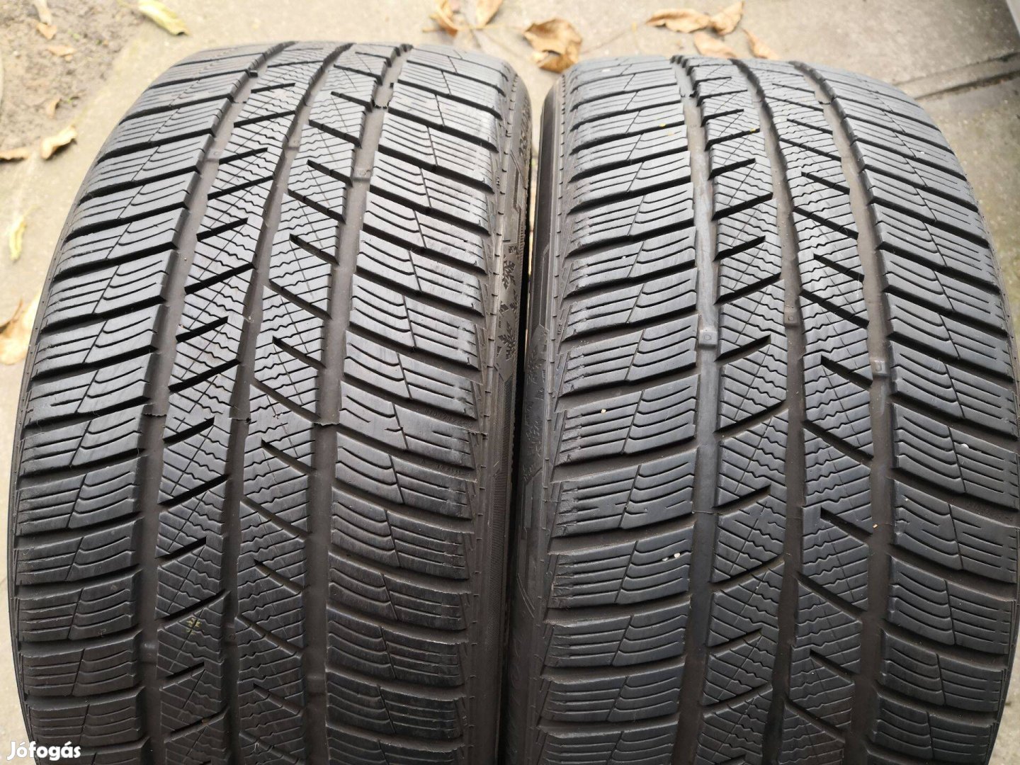 235/40R19 Barum téli gumi 2db