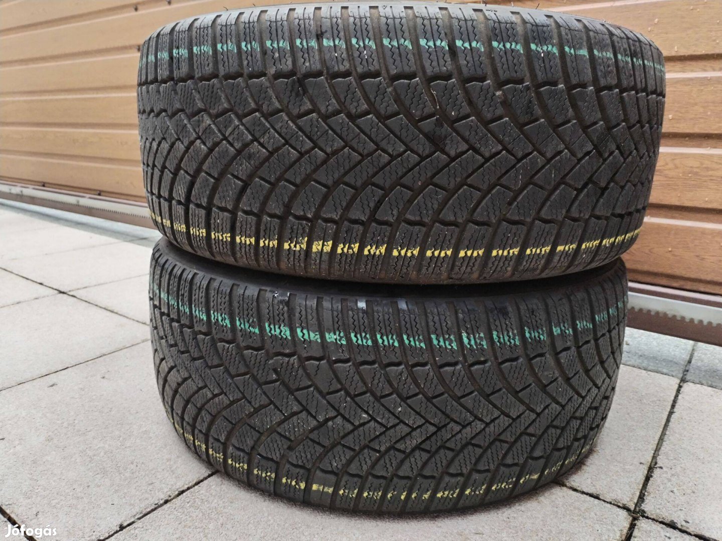 235 40 19 bridgestone 235/40 R 19 téli gumi 2 db