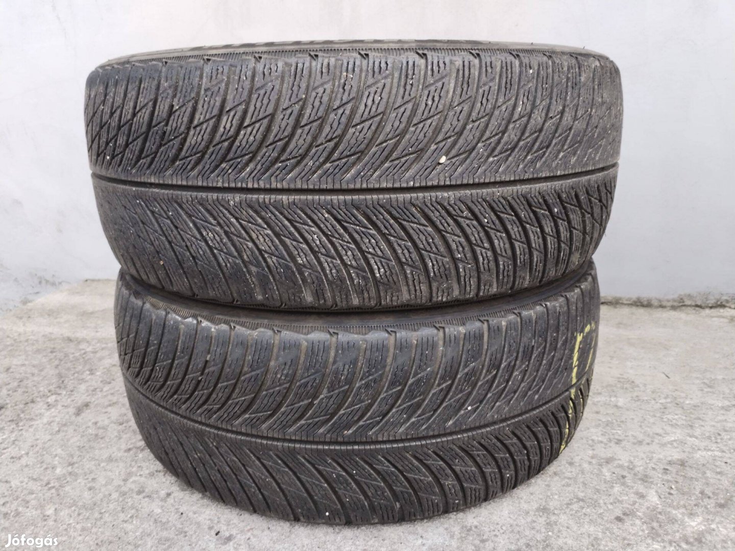235 40 19 michelin 235/40 R 19 téli gumi 2 db