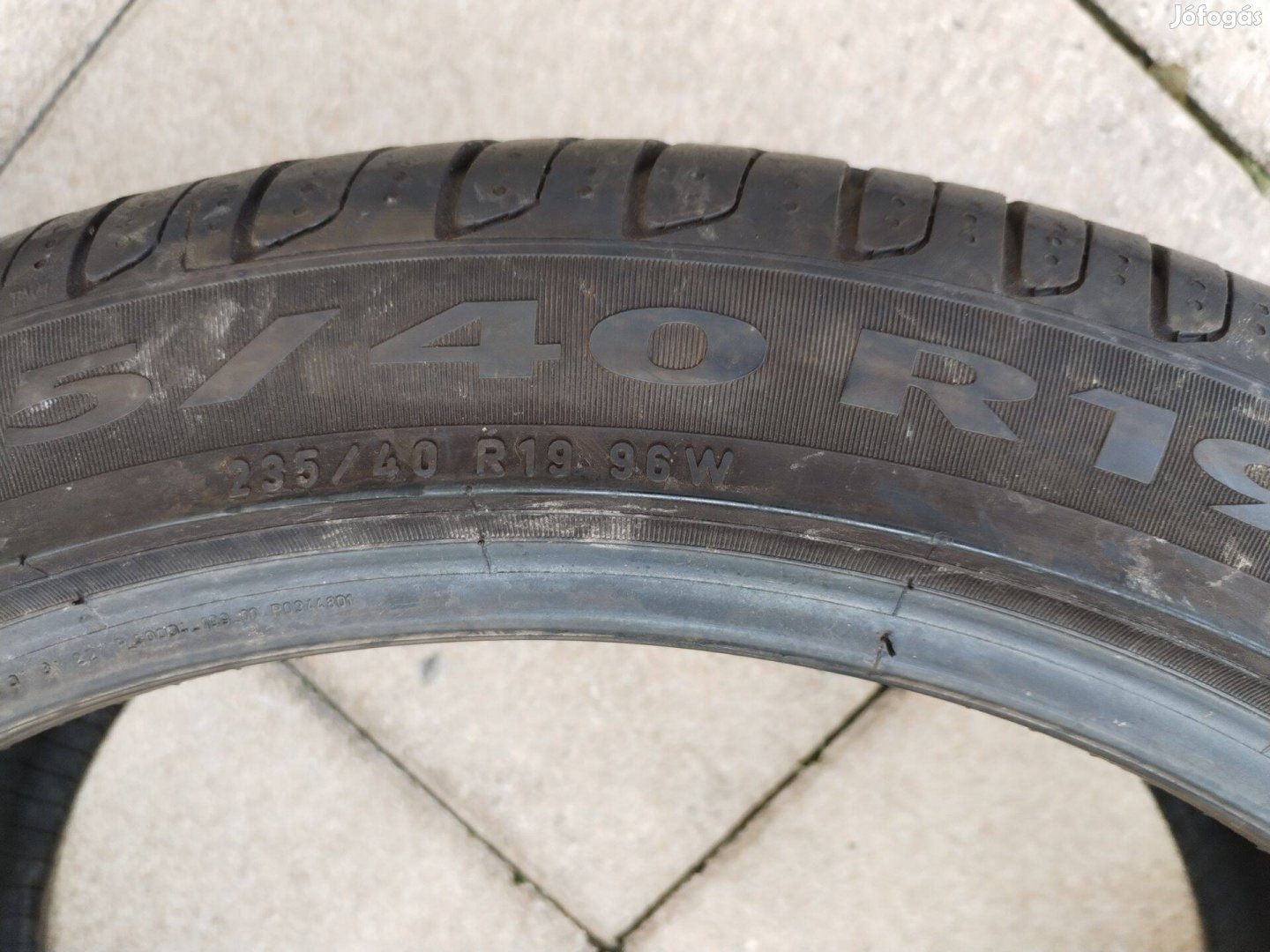 235 40 19 pirelli seal 235/40 R 19 nyári gumi 2 db 2021.42.hét