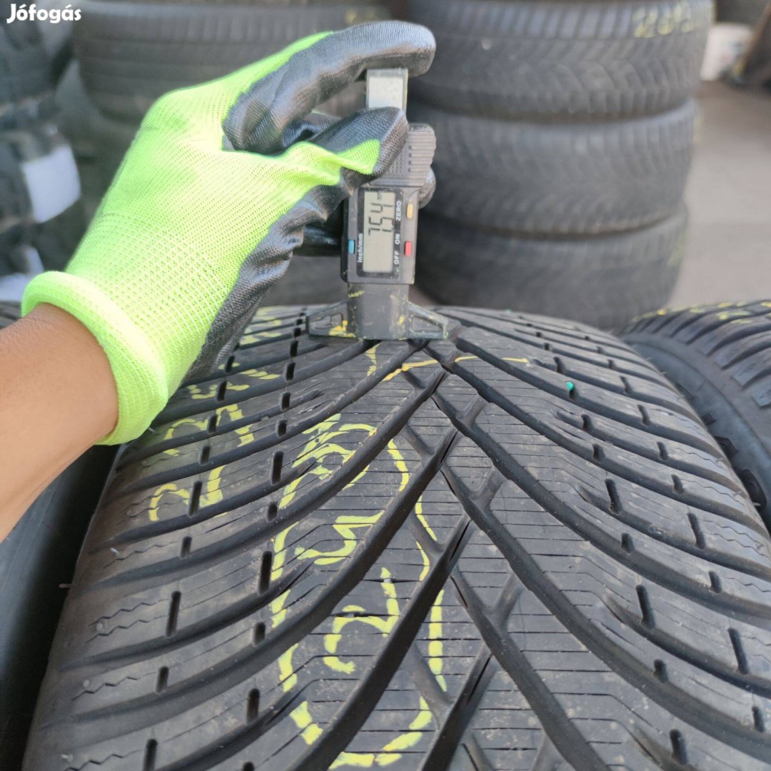 235/40 R18 Bfgoodrich téli gumi 77000ft a 4db/240/