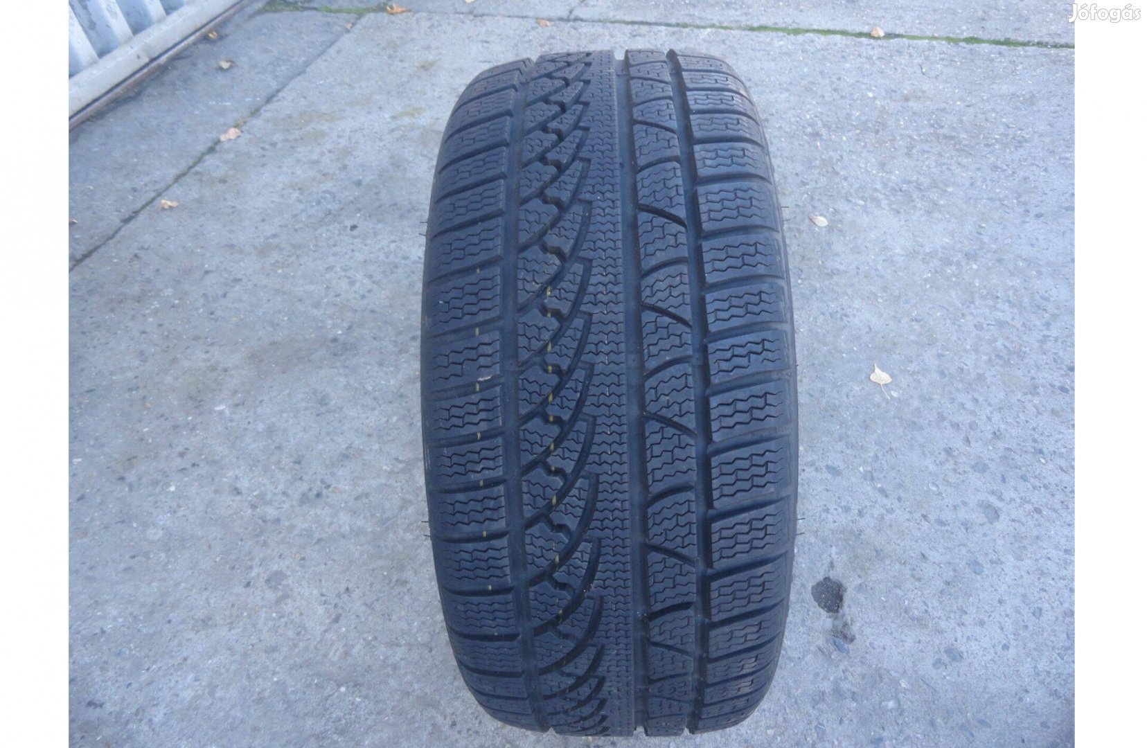 235/40 R18 Petlas téli gumi 4db újszerű