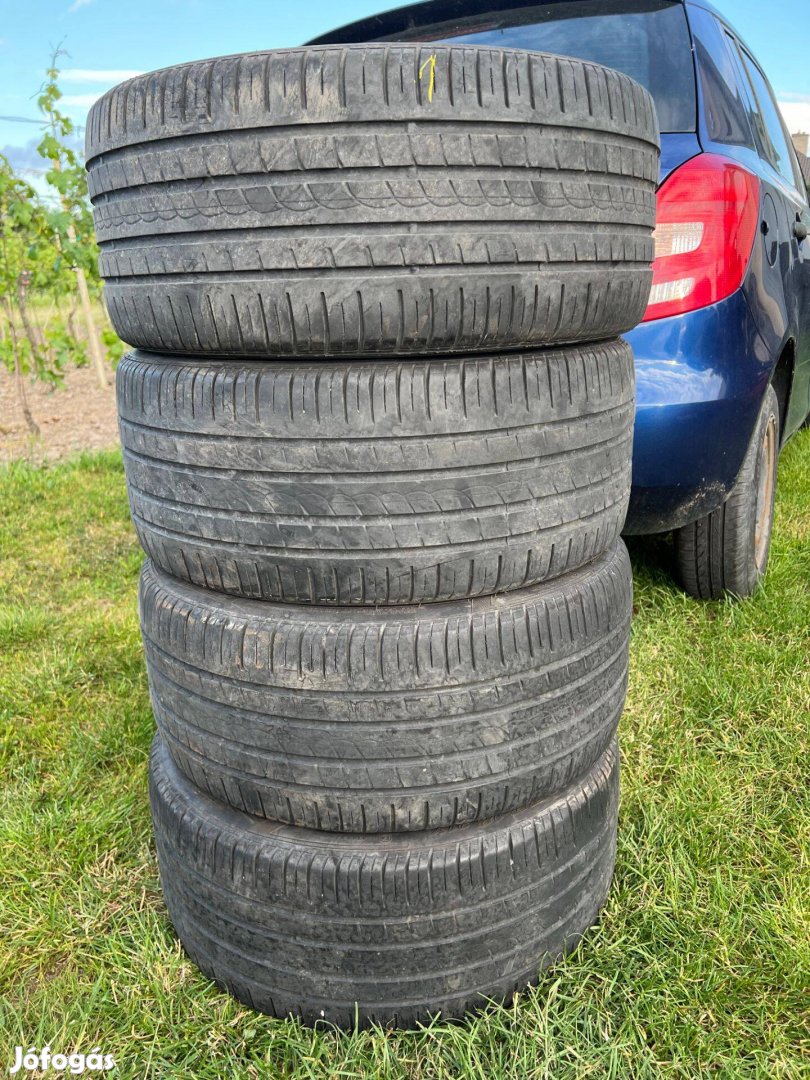 235/40 R18 pirelli 4db nyári gumi