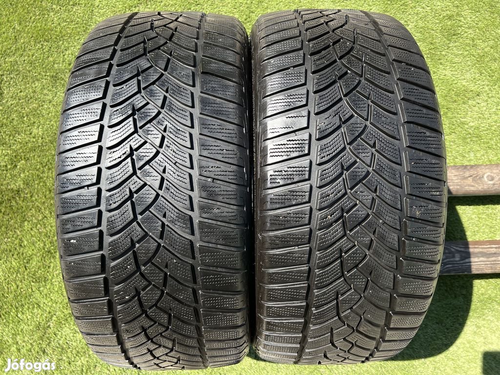 235/40 R19 Goodyear UltraGrip Performance téli gumi 5,5-6mm