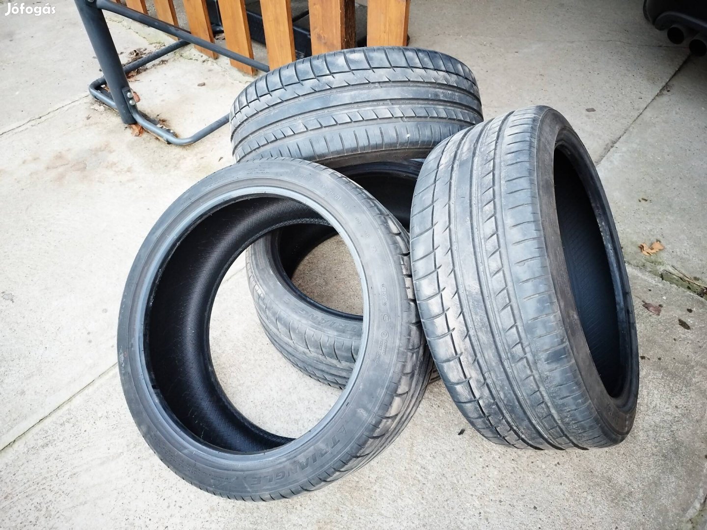 235/40 R19 " Nyári gumik 