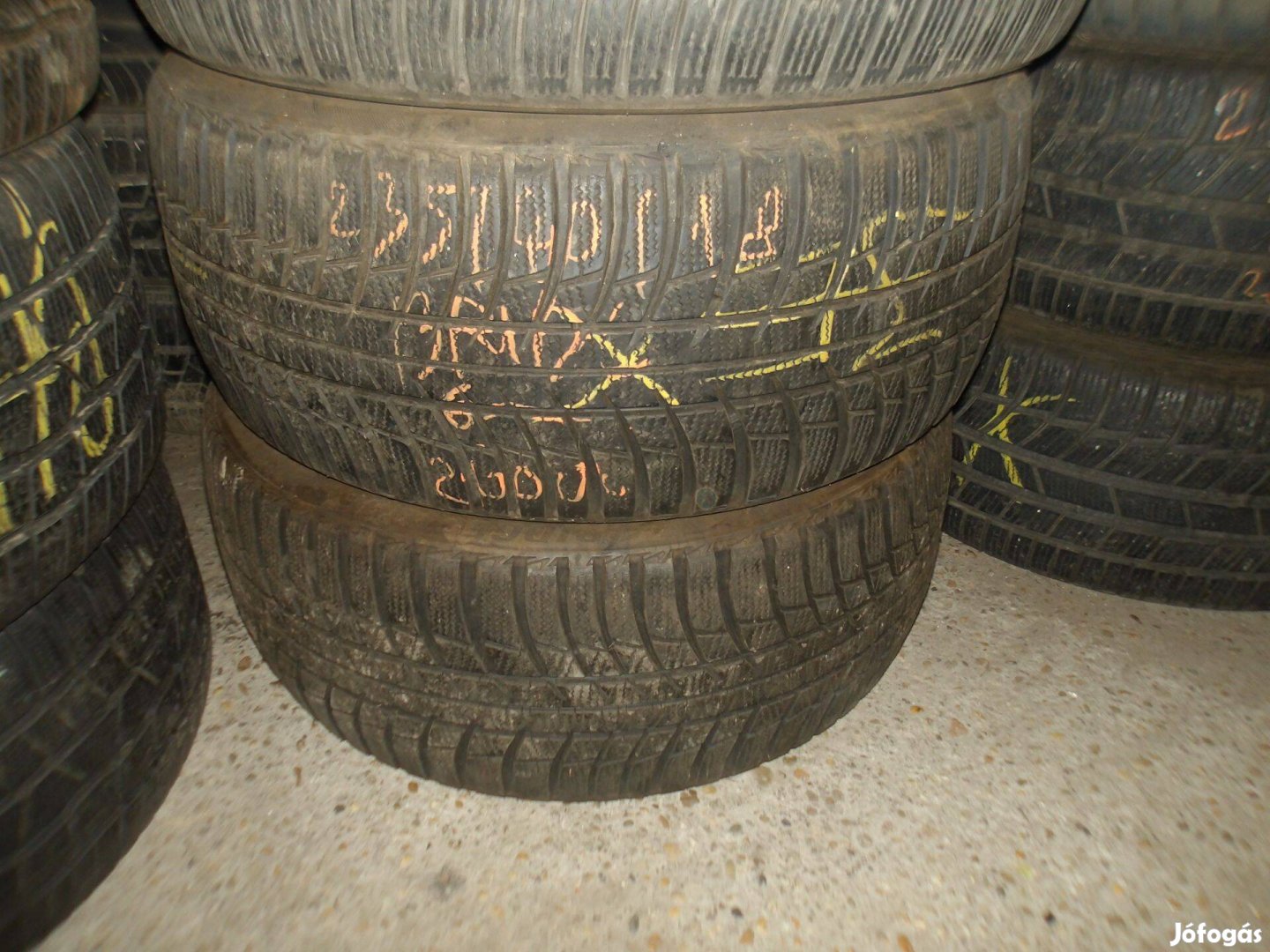 235/40r18 Bridgestone téli gumi ajándék szereléssel
