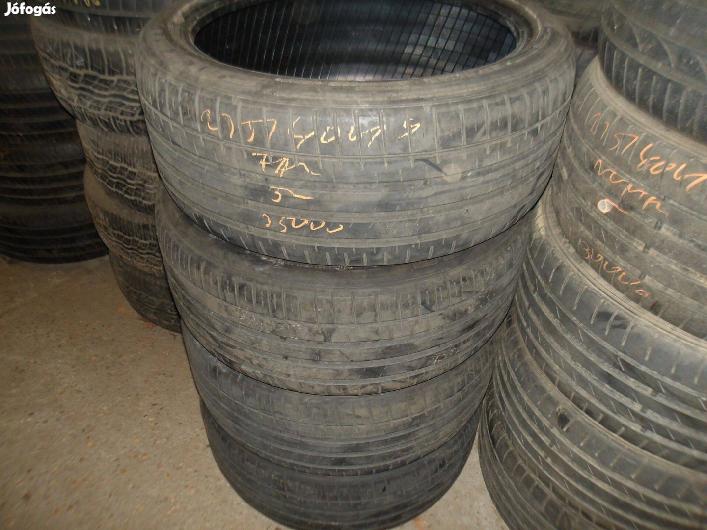 235/40r19 Falken nyári gumi ajándék szereléssel