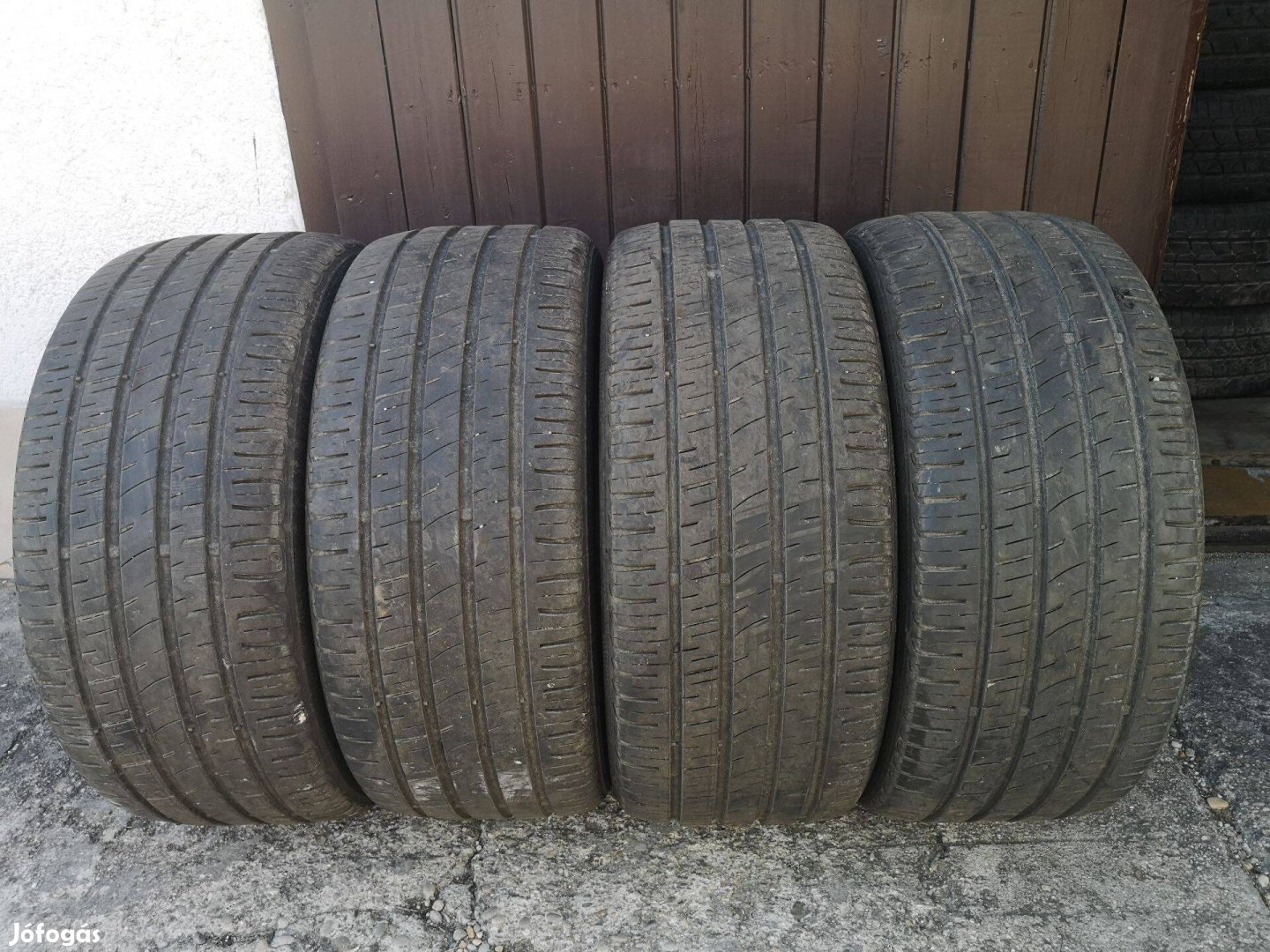 235/45R17 2020 Barum nyárigumi