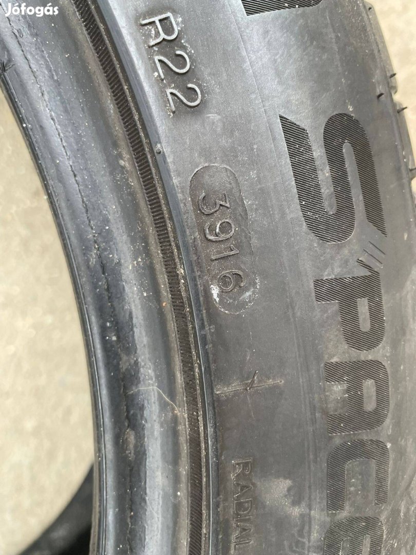 235/45R17 Nyári gumi